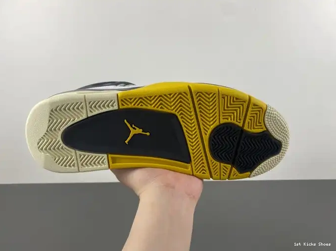 1st Kicks Shoes 4 Sulfur AQ9129-101 Jordan Air Vivid WNNS 0511